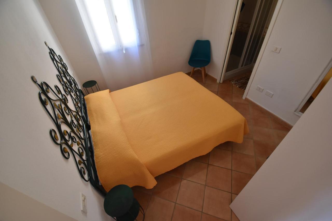 Route 25 - Cavoli - Vista Mare, Con Clima, Terrazza E Posto Auto Apartment Spiaggia di Cavoli ภายนอก รูปภาพ