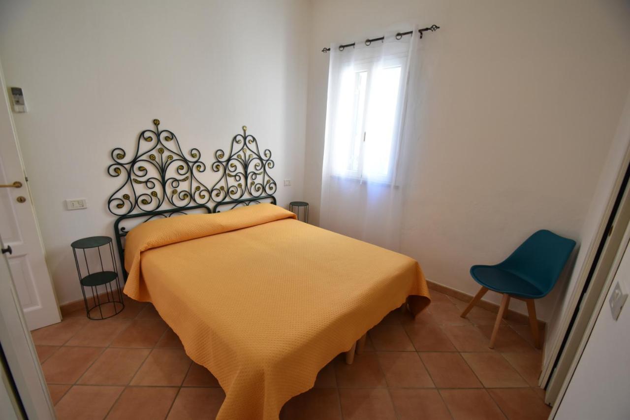 Route 25 - Cavoli - Vista Mare, Con Clima, Terrazza E Posto Auto Apartment Spiaggia di Cavoli ภายนอก รูปภาพ