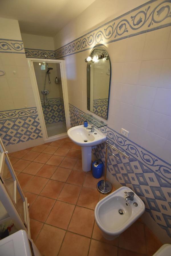 Route 25 - Cavoli - Vista Mare, Con Clima, Terrazza E Posto Auto Apartment Spiaggia di Cavoli ภายนอก รูปภาพ