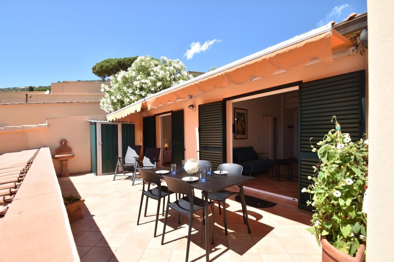 Route 25 - Cavoli - Vista Mare, Con Clima, Terrazza E Posto Auto Apartment Spiaggia di Cavoli ภายนอก รูปภาพ
